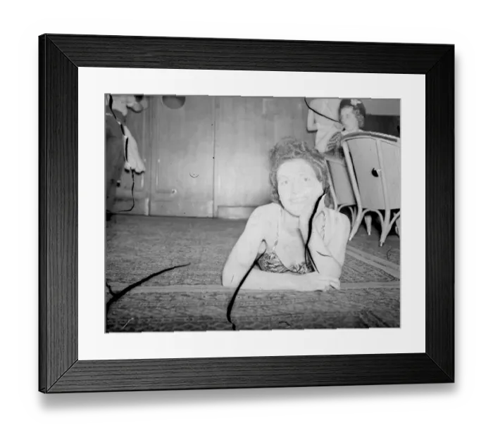 Framed Print : 10 girls, chosen from London and the provinces, are competing at Olympia, London Framed Print : 10 girls, chosen from London and the provinces, are competing at Olympia, London