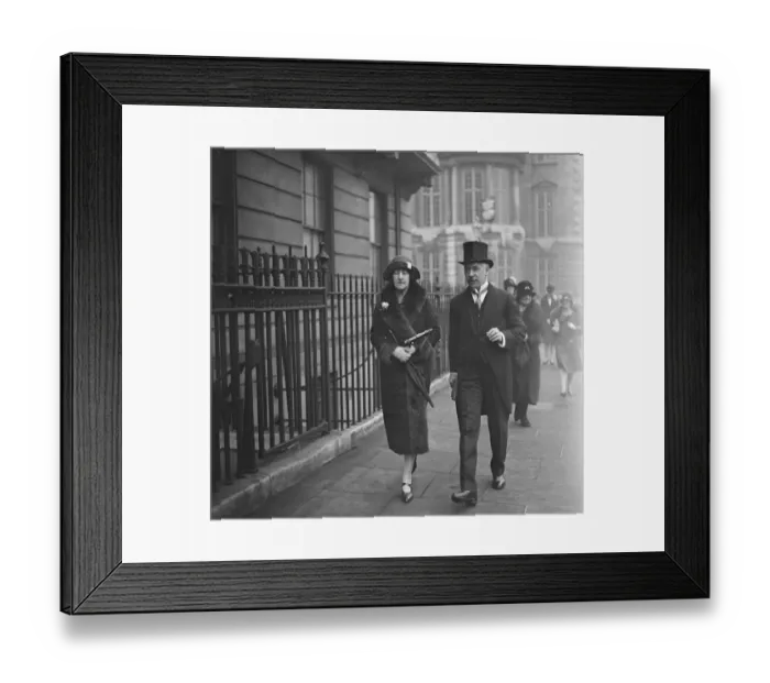 Framed Print : Guests arriving for the Roper Curzon, Whitaker wedding. Major and Mrs Field Robertson Framed Print : Guests arriving for the Roper Curzon, Whitaker wedding. Major and Mrs Field Robertson