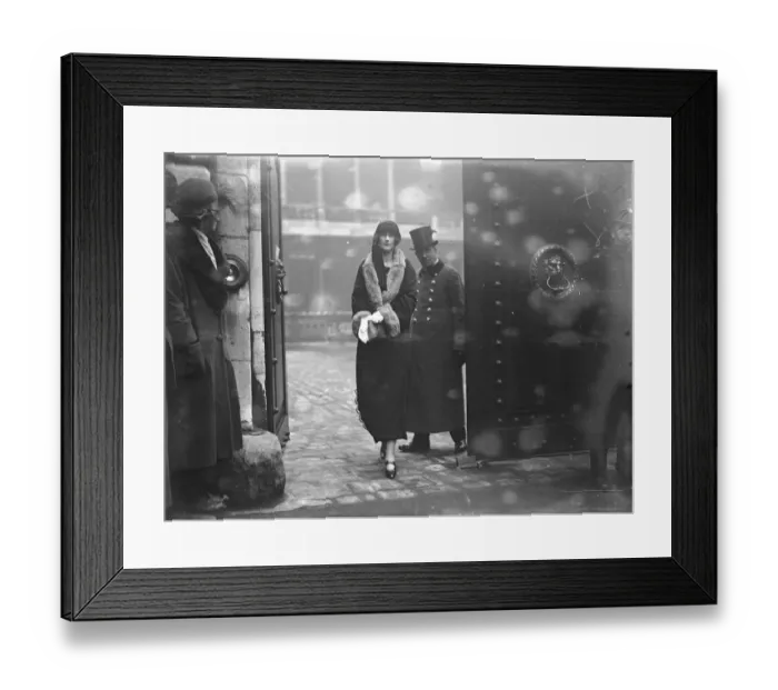 Framed Print : Society Callers at Chesterfield House Lady Victor Warrender 9 March 1923