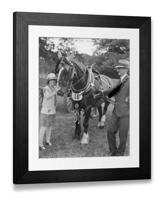 Framed Print : Cowdray Park Horse Show. Hon Daphne Pearson, Youngest daughter of Lord Cowdray 1929