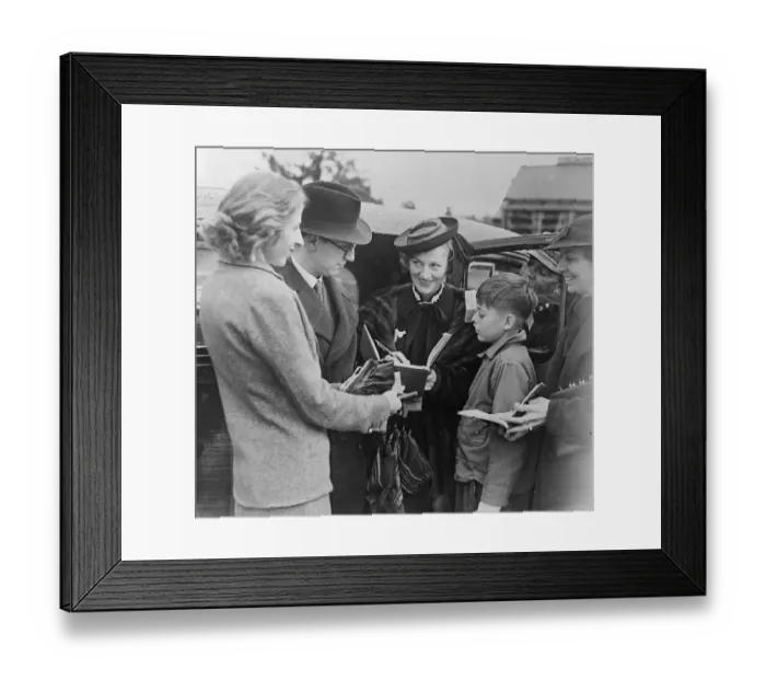 Framed Print : Gracie couldn t escape the aurograph hunters, especuially in Hollywood. Besieged Framed Print : Gracie couldn t escape the aurograph hunters, especuially in Hollywood. Besieged