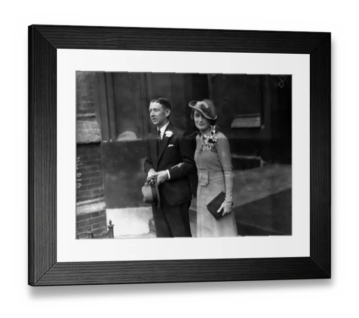 Framed Print : Wedding of Mr Donald Gordon and Miss Elsie Harrap at St Pauls Church, Knightsbridge, London Framed Print : Wedding of Mr Donald Gordon and Miss Elsie Harrap at St Pauls Church, Knightsbridge, London