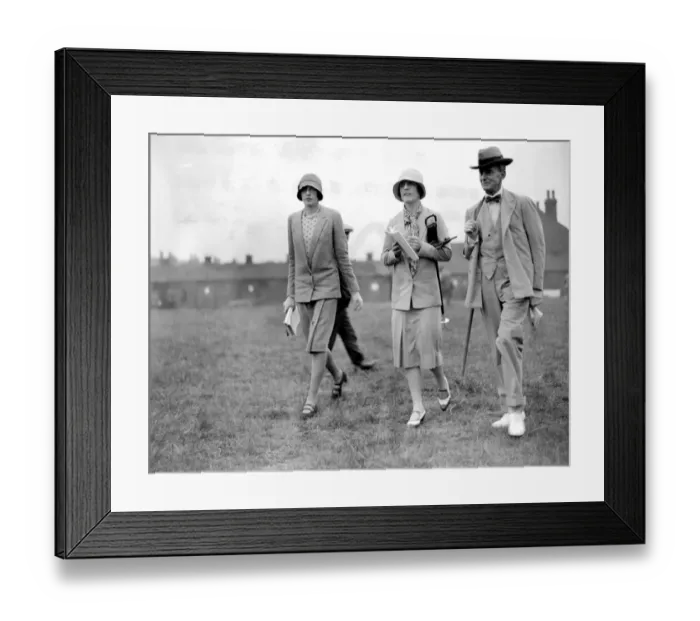 Framed Print : Doncaster Sales. Lady Hillingdon, Mrs Euan Wallace and Hon George Lambton 1928 Framed Print : Doncaster Sales. Lady Hillingdon, Mrs Euan Wallace and Hon George Lambton 1928