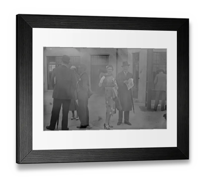 Framed Print : Household Brigade Flying Meeting at Heston Miss Margaret Whigham and Hon John Pepys 1932 Framed Print : Household Brigade Flying Meeting at Heston Miss Margaret Whigham and Hon John Pepys 1932