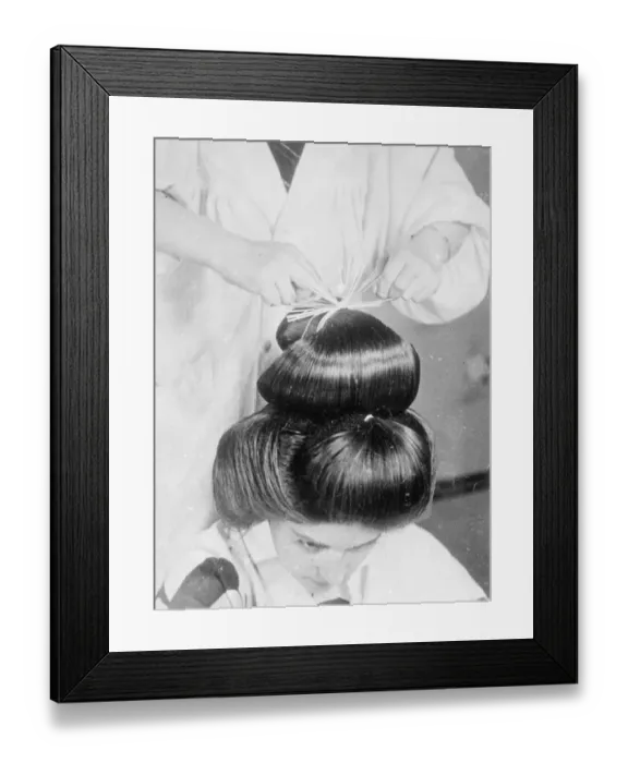 Framed Print : Japanese girls submit to 2 hours agony for alluring coiffure. Few people who admire
