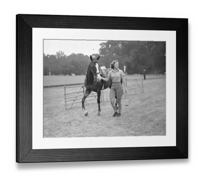 Framed Print : At the Cowdray Park Polo Tournament at Midhurst in Sussex. Miss Daphne Pearson Framed Print : At the Cowdray Park Polo Tournament at Midhurst in Sussex. Miss Daphne Pearson