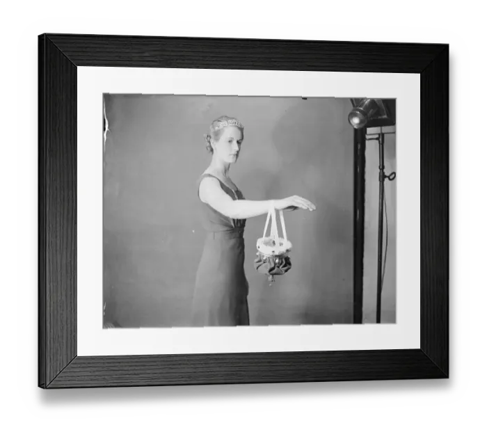 Framed Print : Peeresses and other titled guest at the coronation ceremony in Westminster Abbey