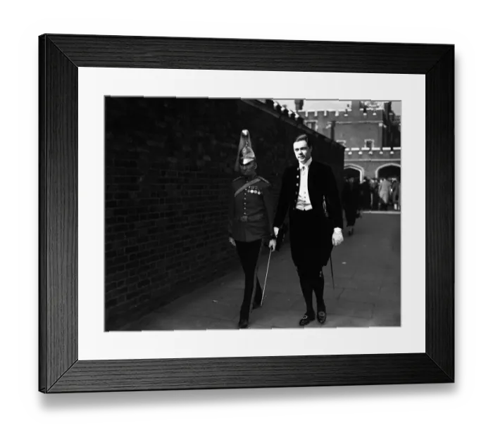 Framed Print : Arriving at the Levee at St Jamess Palace; Sir Anthony Tichborne and Captain Rawlinson