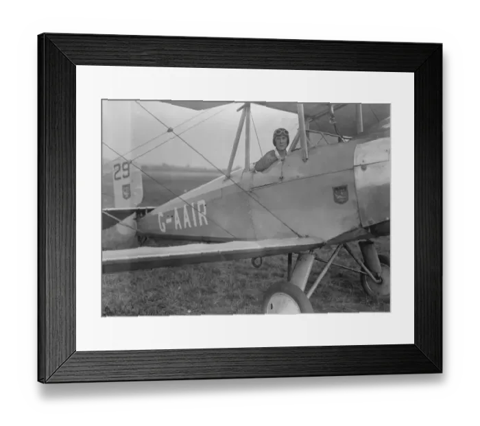 Framed Print : The Hon Mrs Victor Bruce a british record-breaker On 25 September 1930, she named Framed Print : The Hon Mrs Victor Bruce a british record-breaker On 25 September 1930, she named