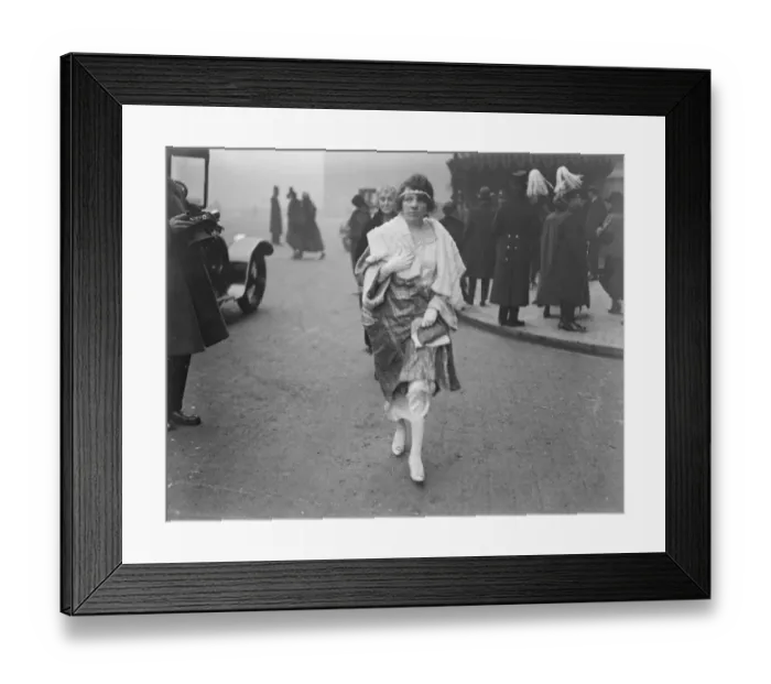 Framed Print : State Opening of Parliament. Mrs Hamilton Wedderburn arriving. 13 February 1923 Framed Print : State Opening of Parliament. Mrs Hamilton Wedderburn arriving. 13 February 1923