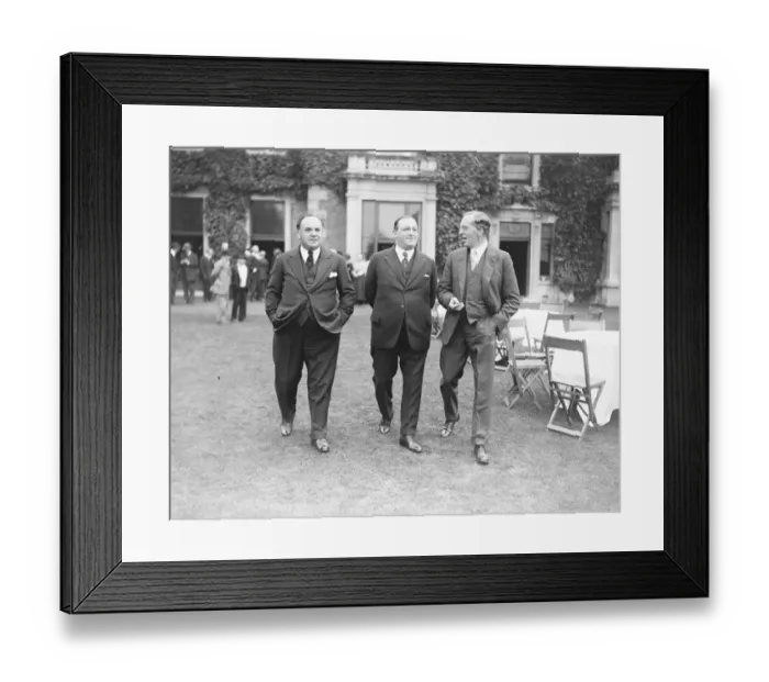 Framed Print : Old stars entertained at Twickenham Left to right Harry Claff, Julian Wylie Framed Print : Old stars entertained at Twickenham Left to right Harry Claff, Julian Wylie