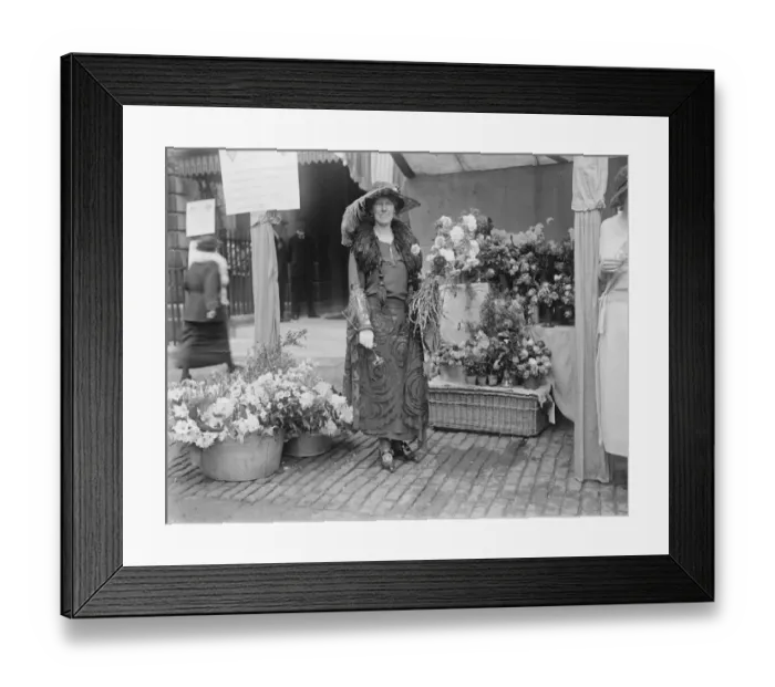 Framed Print : Well known society people help YMCA Blue Fair. Lady Chelmsford, the organiser Framed Print : Well known society people help YMCA Blue Fair. Lady Chelmsford, the organiser