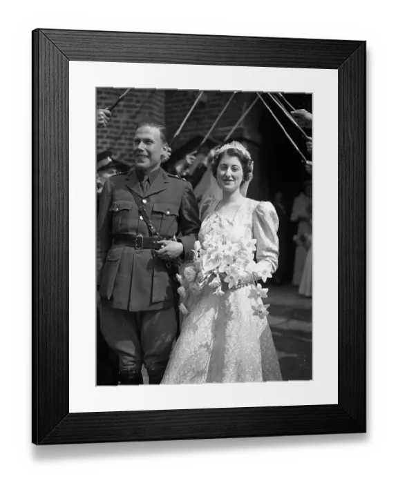 Framed Print : The wedding of Mr Charles Le Grice, Royal Devon Yeomanry, and Miss Wilmay Ward