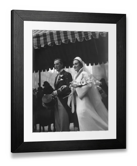 Framed Print : Wedding of Dr E Fs Morrison ( Master of the Westerley Hunt ) and Miss Gonda Van Framed Print : Wedding of Dr E Fs Morrison ( Master of the Westerley Hunt ) and Miss Gonda Van
