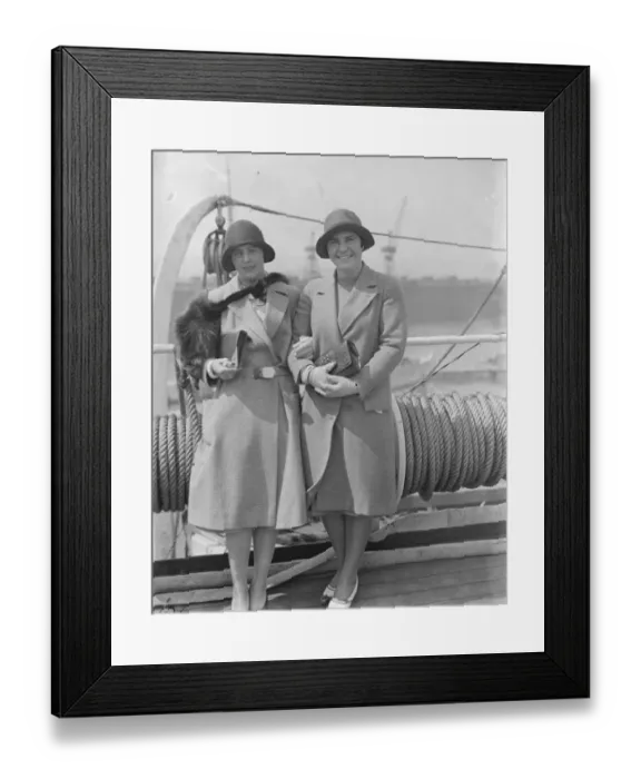 Framed Print : On the SS Berengaria at Southampton The American woman golfers Miss Glenna Collett