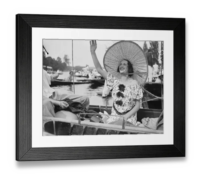 Framed Print : With the heatwave as encouragement, Henleys Royal Regatta vied with Ascot in variety Framed Print : With the heatwave as encouragement, Henleys Royal Regatta vied with Ascot in variety