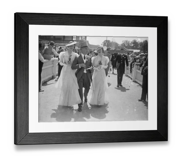 Framed Print : Striking Fashion At Ascot. Ascot, on Royal Hunt Cup day, favoured with even better Framed Print : Striking Fashion At Ascot. Ascot, on Royal Hunt Cup day, favoured with even better