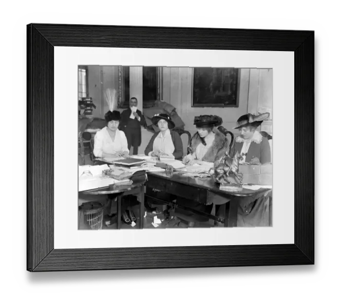Framed Print : Countess Zia and Nada Torby collecting funds for scarves and socks for soldiers. 1914 Framed Print : Countess Zia and Nada Torby collecting funds for scarves and socks for soldiers. 1914