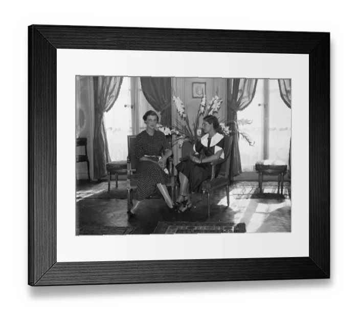 Framed Print : Princess Marina and companion 14 September 1934 Framed Print : Princess Marina and companion 14 September 1934