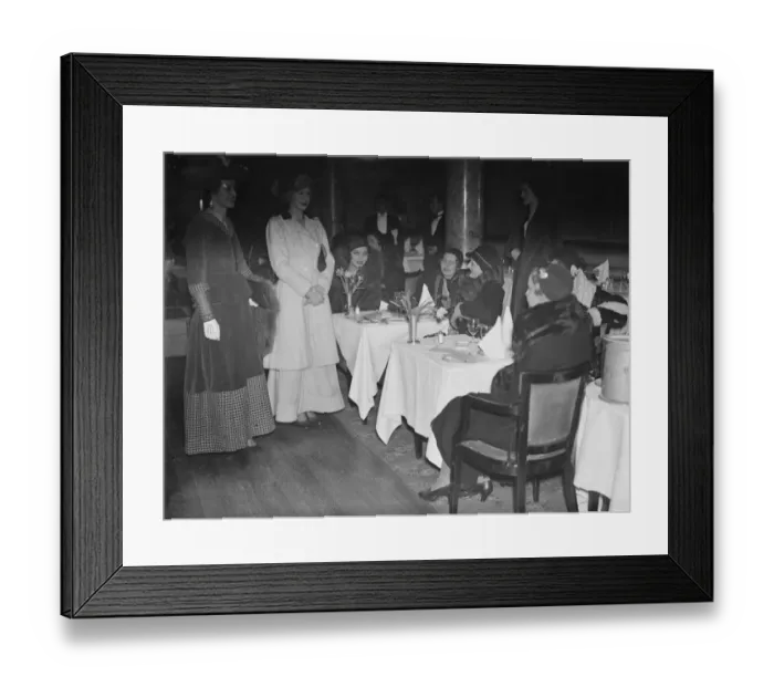 Framed Print : Dancing mannequins appear for the first time at London dress sisplay. For the first Framed Print : Dancing mannequins appear for the first time at London dress sisplay. For the first