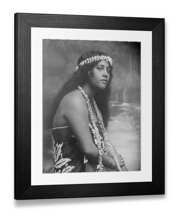 Framed Print : Original caption: Beauty of the South Seas. Elsie Wanoni, recently declared Framed Print : Original caption: Beauty of the South Seas. Elsie Wanoni, recently declared