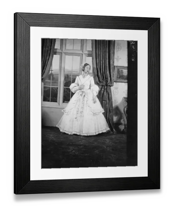 Framed Print : Victoria Regina rehearsed after ban is lifted. The first play concerning recent Framed Print : Victoria Regina rehearsed after ban is lifted. The first play concerning recent
