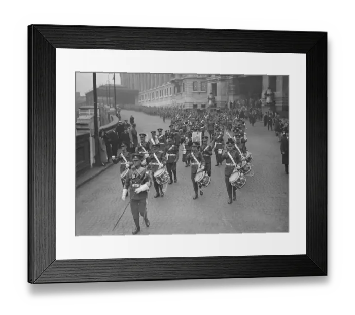 Framed Print : 2nd Battalion West Yorkshire Regiment ( Prince of Wales Own ) arriving at Waterloo
