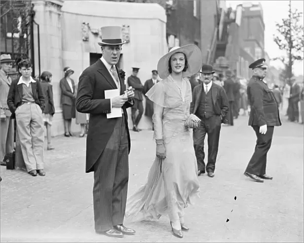 Eton versus Harrow at Lords. Mr and Mrs Ronald Armstrong Jones. 10 July 1931