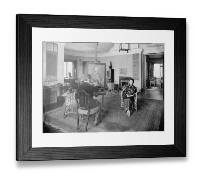Framed Print : Madame Wellington Koo sitting for her portrait by Mr Edmund Dulac at his studio Framed Print : Madame Wellington Koo sitting for her portrait by Mr Edmund Dulac at his studio