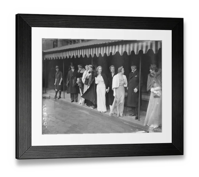 Framed Print : Viscount Greenwood and family leave of the State Opening of Parliament. Viscount Greenwood