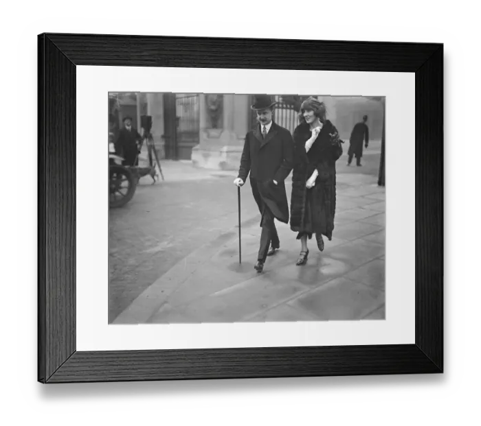 Framed Print : The Royal Wedding at Reception at Buckingham Palace Lady Diana Duff Cooper leaving Framed Print : The Royal Wedding at Reception at Buckingham Palace Lady Diana Duff Cooper leaving