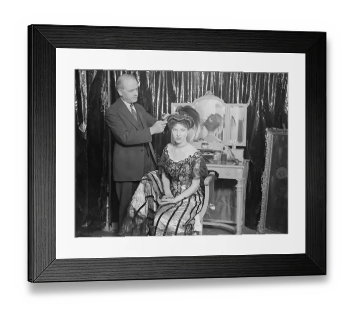 Framed Print : The 1900 mode returns to town. Hairdressers throughout England are preparing models