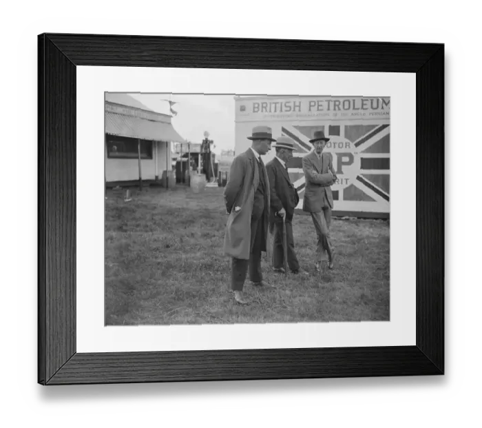 Framed Print : Tunbridge Wells and South East Counties show at Tunbridge Wells The Earl of Guilford