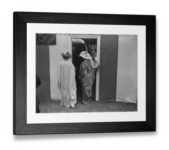 Framed Print : Fashion at Royal Ascot races Framed Print : Fashion at Royal Ascot races