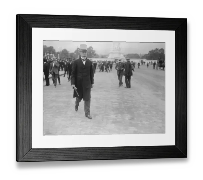 Framed Print : The Conference at Buckingham Palace The Speaker, Hon WM Lowther 21 - 24 July 1914 Framed Print : The Conference at Buckingham Palace The Speaker, Hon WM Lowther 21 - 24 July 1914