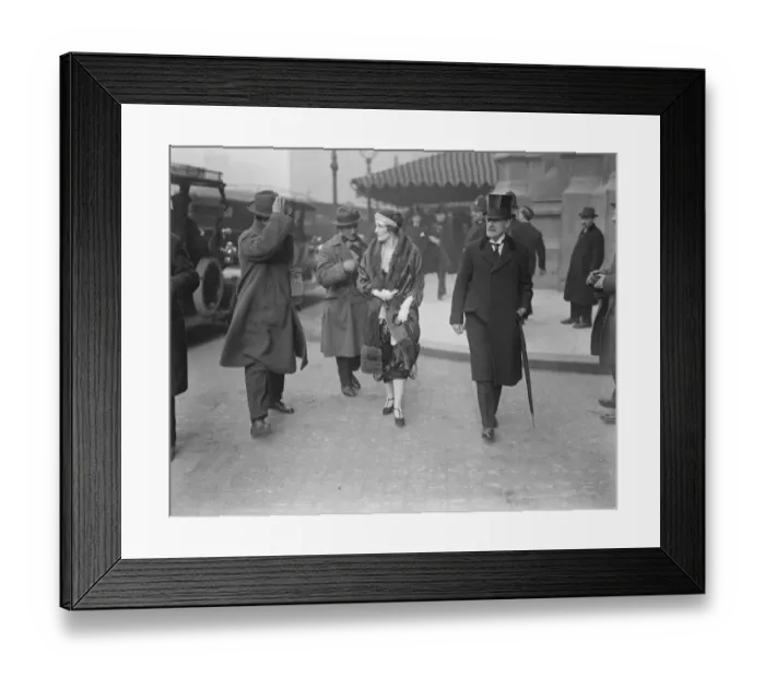 Framed Print : State Opening of Parliament Lord and Lady Ancaster leaving the House of Lords 7