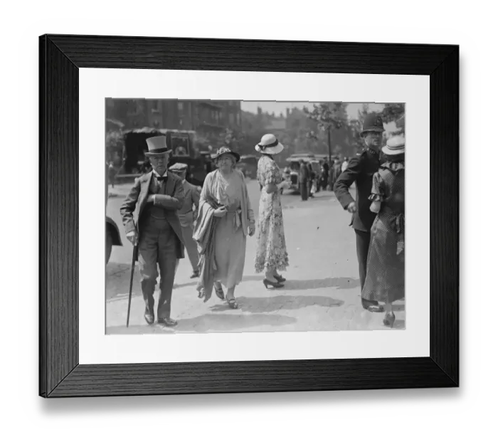 Framed Print : Oxford versus Cambridge at Lords The right Hon Walter Runciman 9 July 1934 Framed Print : Oxford versus Cambridge at Lords The right Hon Walter Runciman 9 July 1934