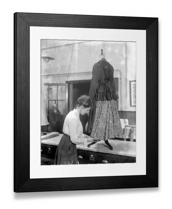 Framed Print : The Northern Polytechnic has started classes to enable women to convert out of date