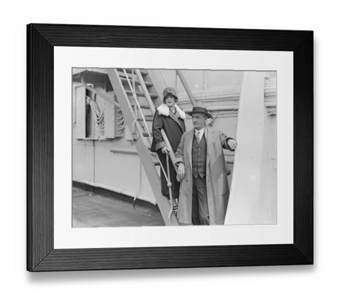 Framed Print : SS Berengaria arrival at Southampton Mr Pat Sullivan ( creator of Felix the cat Framed Print : SS Berengaria arrival at Southampton Mr Pat Sullivan ( creator of Felix the cat