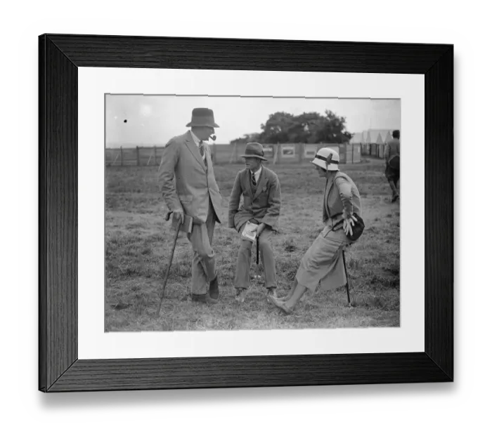 Framed Print : The Royal Agricultural Show at Leicester. Mr Lindsey and friendss. 1924 Framed Print : The Royal Agricultural Show at Leicester. Mr Lindsey and friendss. 1924
