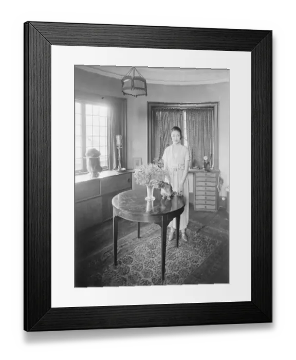 Framed Print : Hui-lan Oei was the daughter of Chinese businessman Oei Tiong Ham. Her marriage to Framed Print : Hui-lan Oei was the daughter of Chinese businessman Oei Tiong Ham. Her marriage to