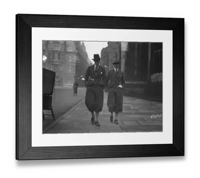 Framed Print : At Cambridge - typical Undergraduates 3rd January 1925 Framed Print : At Cambridge - typical Undergraduates 3rd January 1925