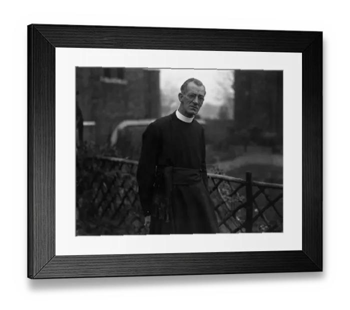 Framed Print : The Reverend William Evans, vicar of St Peters Church, De Beauvoir Square, London