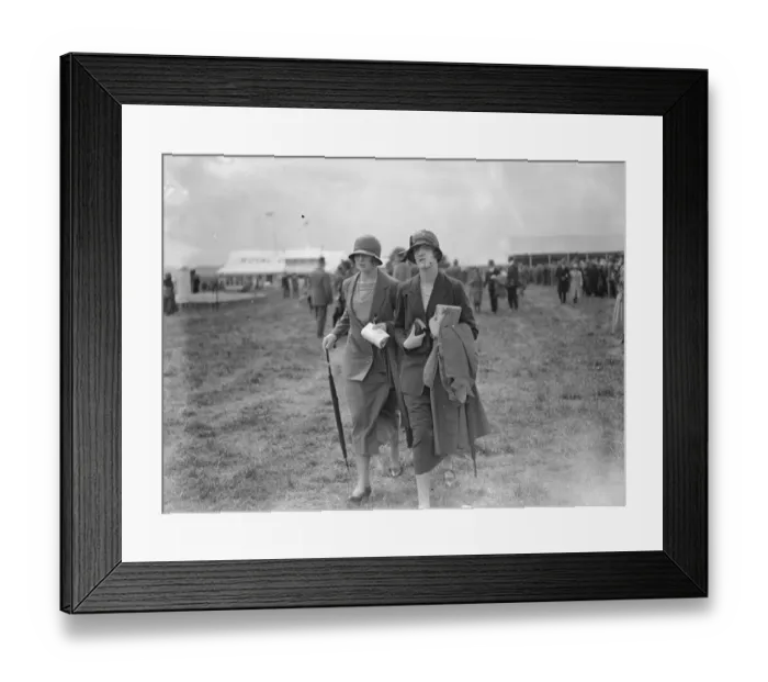 Framed Print : The Royal Agriculture Show at Leicester. Miss Molly Gretton and Lady Mary Hope 1924 Framed Print : The Royal Agriculture Show at Leicester. Miss Molly Gretton and Lady Mary Hope 1924