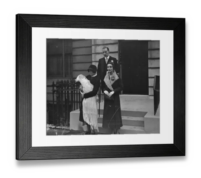 Framed Print : Mr and Mrs Dennis Craig and their infant daughter ( granddaughter of Lord Craigavon Framed Print : Mr and Mrs Dennis Craig and their infant daughter ( granddaughter of Lord Craigavon