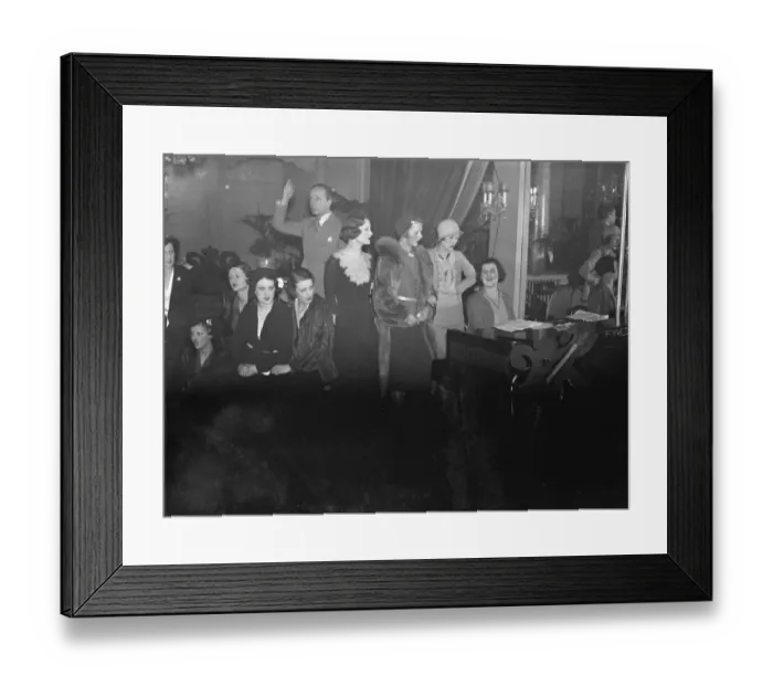 Framed Print : Syncopated mannequins appear for first time at London dress display. For the first Framed Print : Syncopated mannequins appear for first time at London dress display. For the first