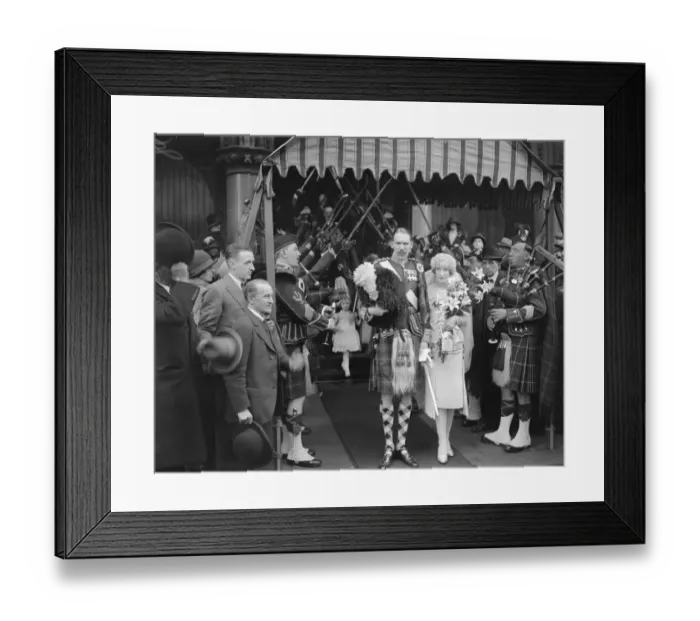 Framed Print : Wedding of Captain Walter Leslie, Seaforth Highlanders ( Lavernock Emsworth ) Framed Print : Wedding of Captain Walter Leslie, Seaforth Highlanders ( Lavernock Emsworth )