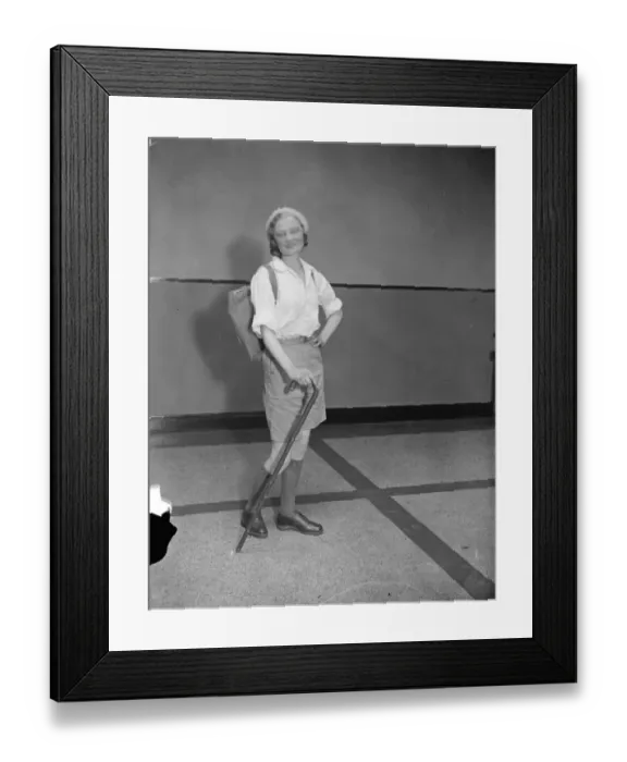 Framed Print : London shopgirls turn mannequins in search for most versatile beauty