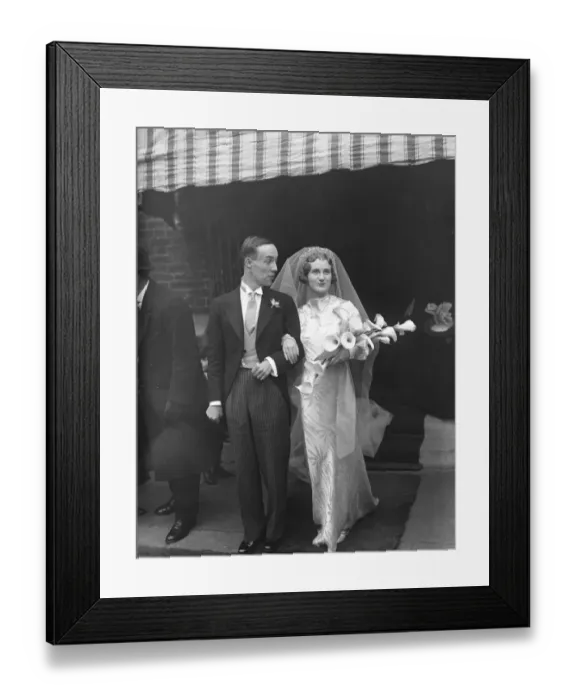 Framed Print : Wedding of Mr Sheriton Clements Swan ( Bromley Grange, Stocksfield ) and Miss Rosalind