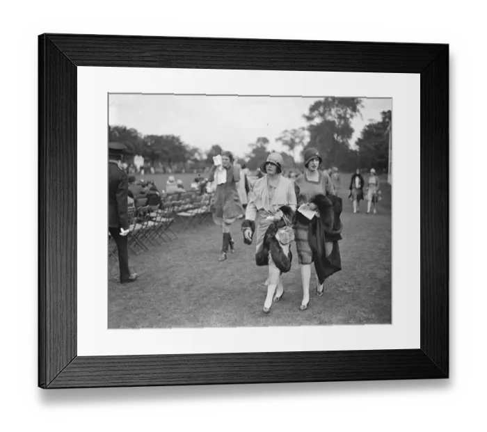 Framed Print : Ranelagh - Lords versus Commons. Mrs and Miss Mineschi. 23 June 1928 Framed Print : Ranelagh - Lords versus Commons. Mrs and Miss Mineschi. 23 June 1928